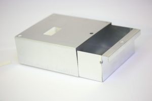 oyun masası metal kasa detayı